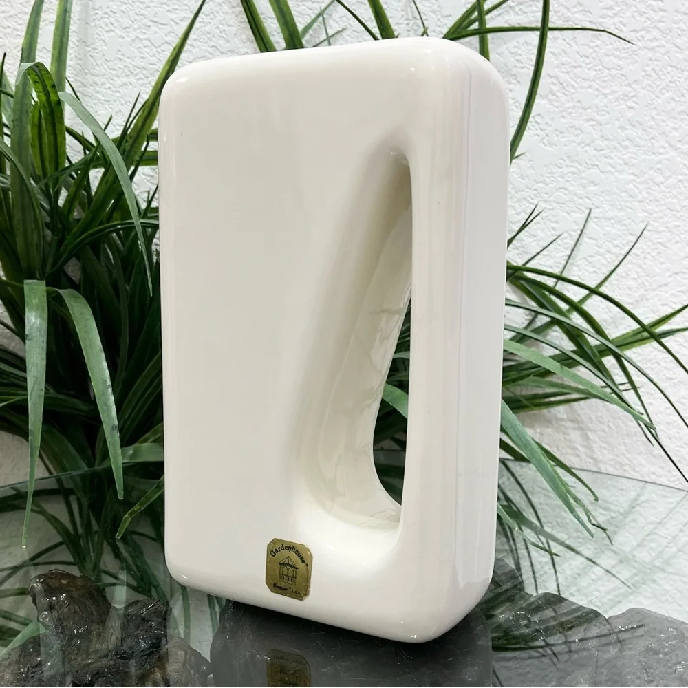 Vintage Haeger Gardenhouse Sleek Geometric Arctic White 10” Ceramic Vase